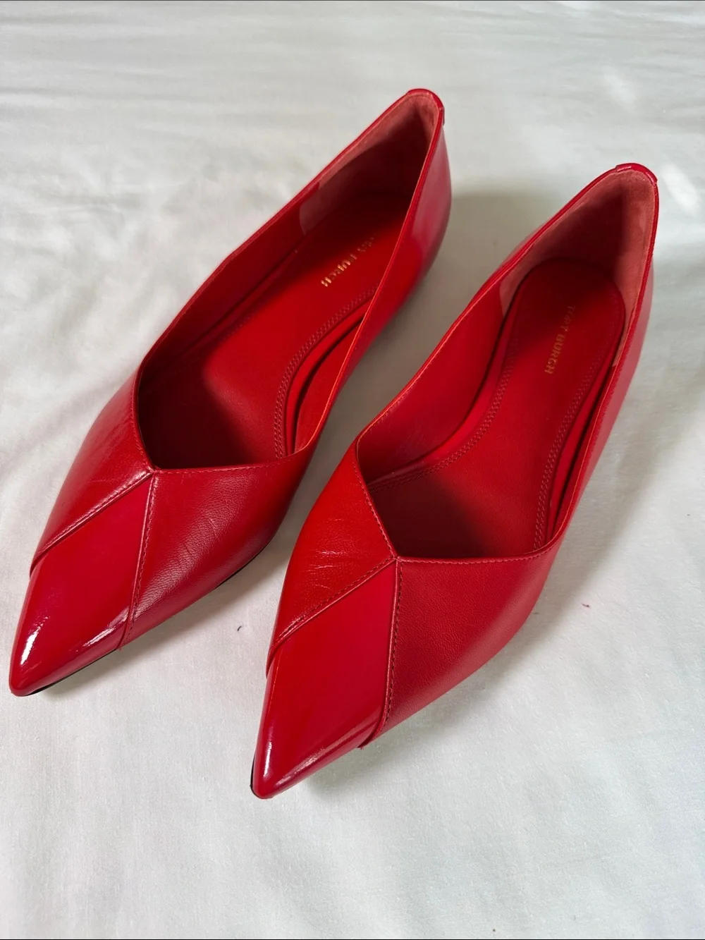 Tory Burch Red Pointed-Toe Leather Flats Gold Tone Logo Sz 9M